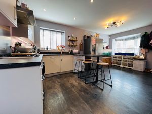 Photo 5- click for photo gallery